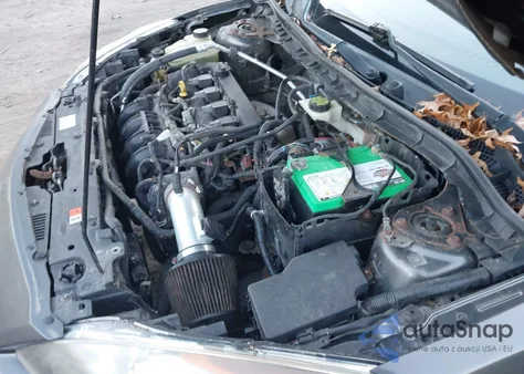 2010 Mazda Mazda3 S Sport z USA, uszkodzony, nr VIN JM1BL1H61A1128659